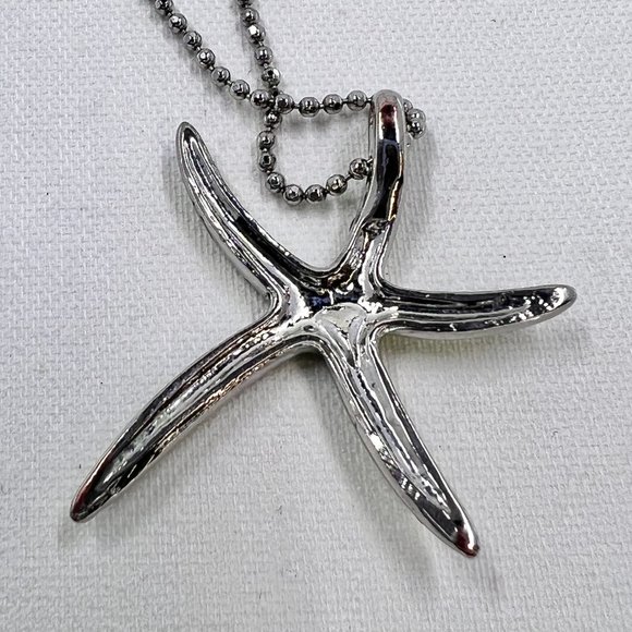 Green Jeweled Starfish Pendant Silver Tone 16” Ball Chain Necklace - Picture 6 of 7